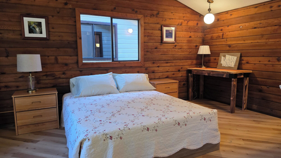 Others 3, Bear Creek Cabins, Clallam