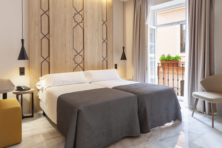 Bedroom 3, Hotel Porcel Navas, Granada