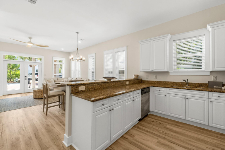 Others 2, 30A Beach House - Apres 30A Villa, Walton