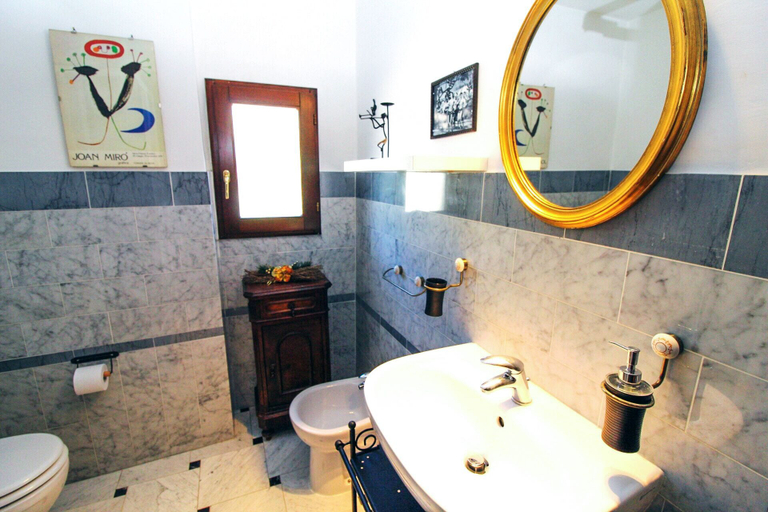Others 2, Alina Apartment by Mamo Florence, Florence