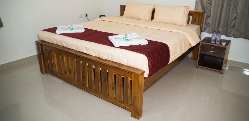 Others 4, VR Stay, Kancheepuram