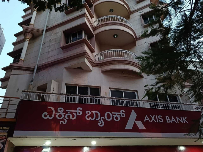 Others 5, The Nakshtra Lodge, Bellary