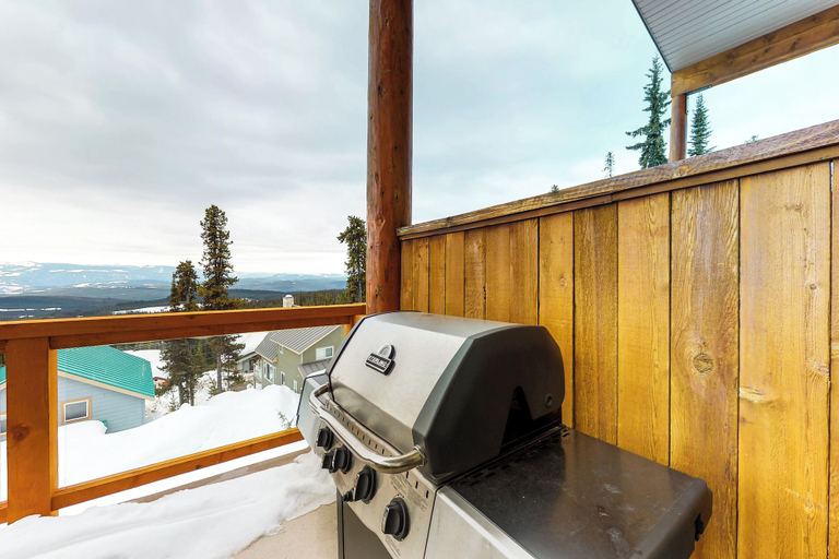 Others 4, Arolla Chalet by Okanagan Premier, Kootenay Boundary