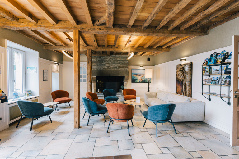 Public Area 3, Logis Hotel la Grassinais Saint-Malo, Ille-et-Vilaine