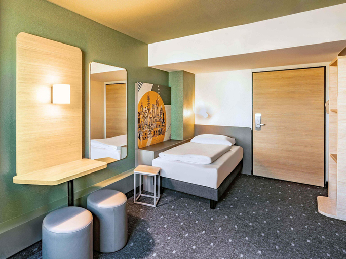 Bedroom 3, B&B HOTEL Hannover-Laatzen, Region Hannover