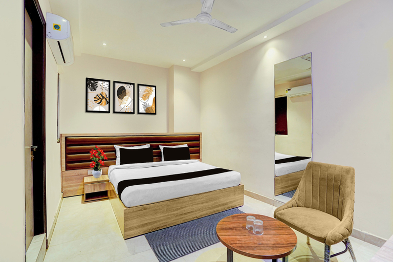 Others 2, Townhouse Kidwai Nagar Formerly Veer Inn, Kanpur Nagar