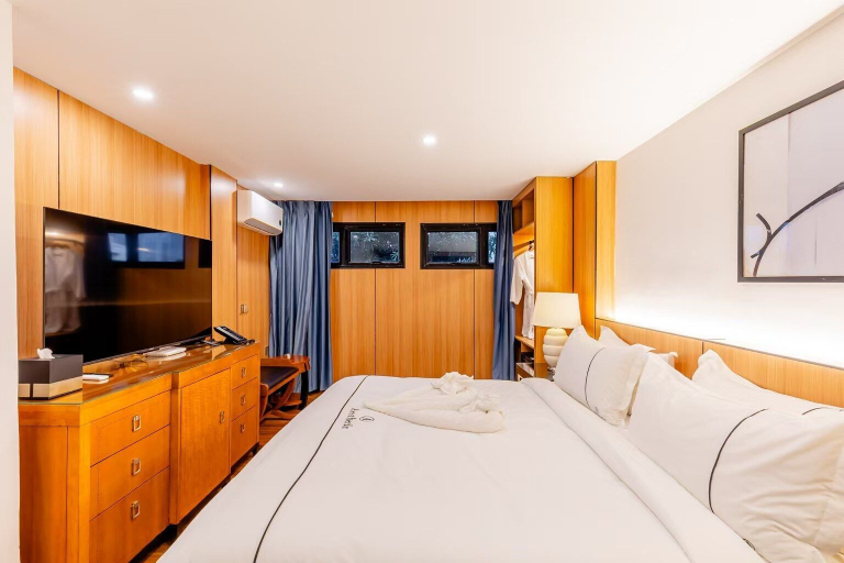 Others 4, Aesthetic Hotel, Phaya Thai