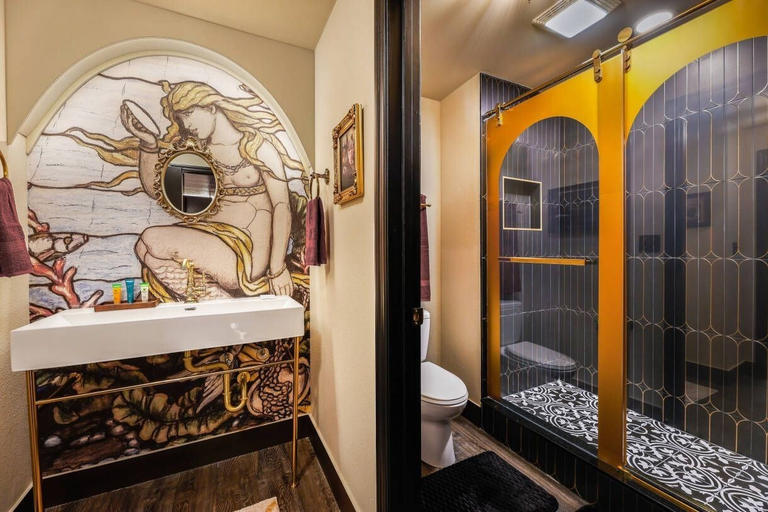 Others 5, Harry Potter Apartment Near Universal, Orange