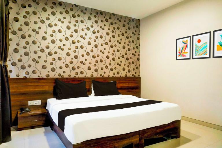 Others 3, Townhouse Oak Pune Ramwadi Metro Station, Pune