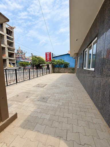 Others 4, Hotel Grand Mirage, Kancheepuram