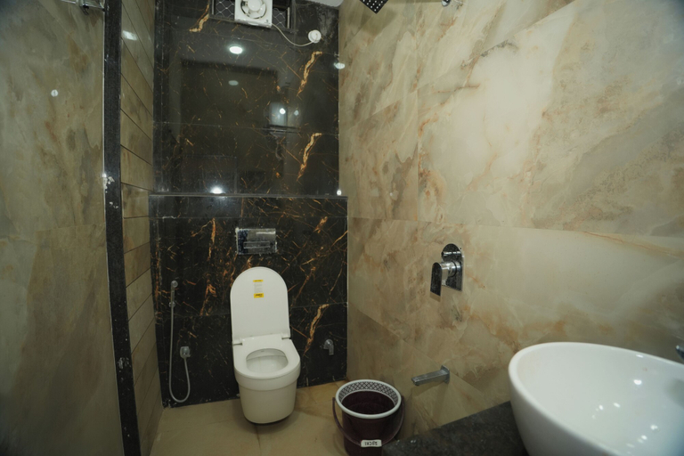 Others 2, Hotel Leelanchal, Sehore