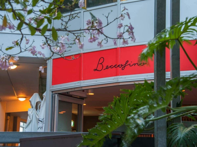 Others 5, Hustle & Bustle! 2 Bed/1bath/1car/pool ~ Teneriffe, Newstead