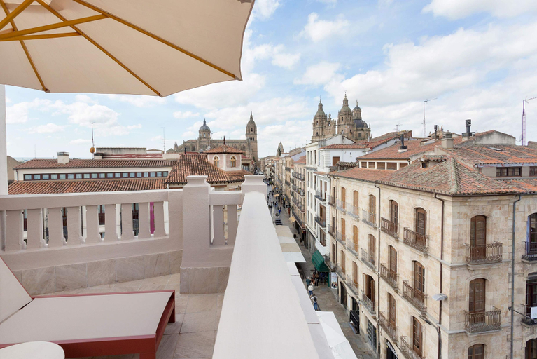 Others 5, Luxury Penthouse With Terrace Isla de la Rua VII, Salamanca