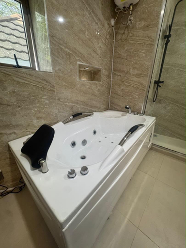 Others 3, Timeoak signature Hotel, AbujaMun