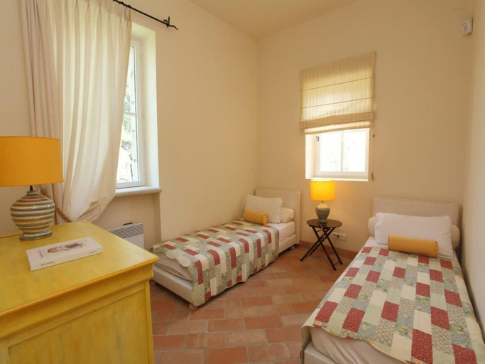 Bedroom 3, Country house with swimming pool, Vaucluse