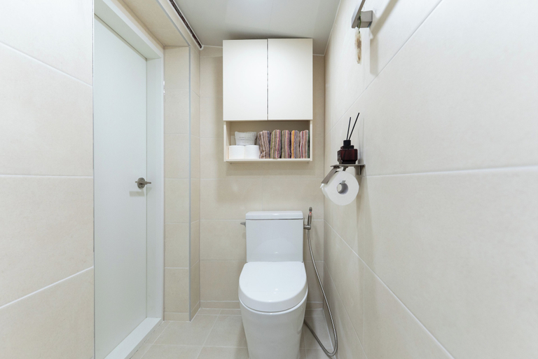 Bathroom 4, Seoul Pause, Mapo