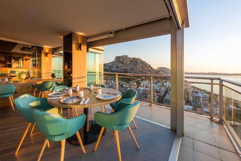 Food & Drinks 5, Hotel Alicante Gran Sol Affiliated by Melia, Alicante
