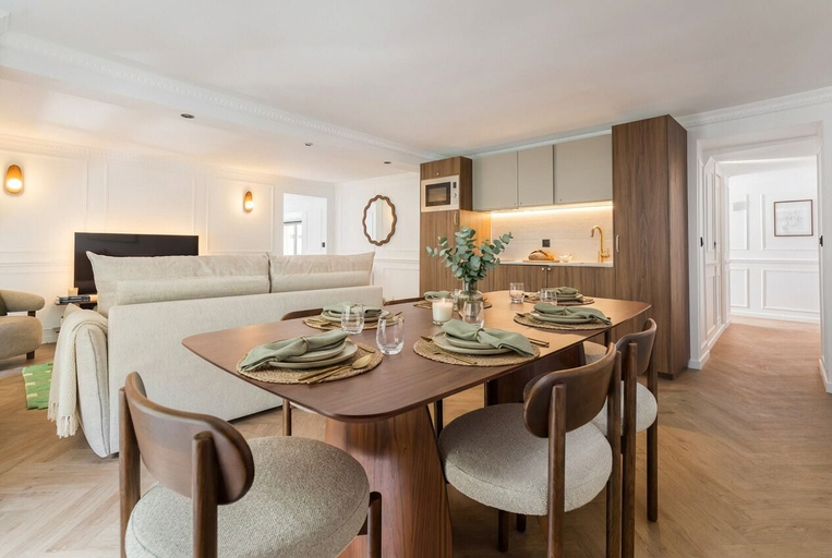 Others 3, PoeticStay - Grands Boulevards Panoramas, Paris