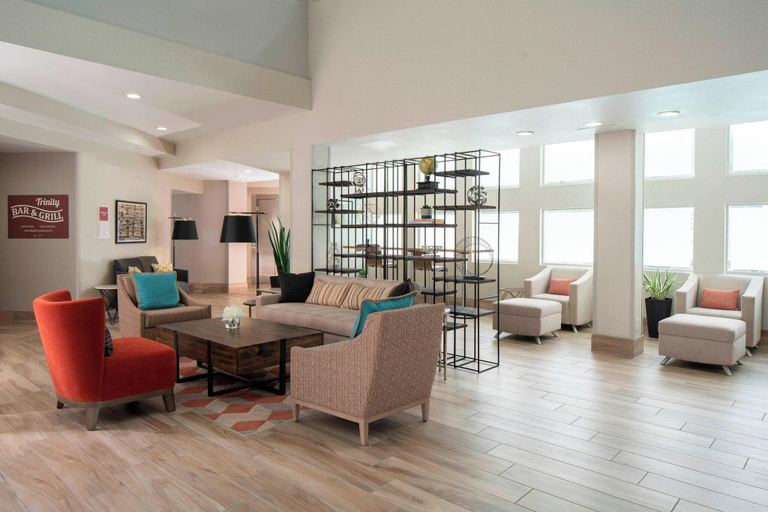 Public Area, Four Points by Sheraton Dallas Arlington Entertainment District, Arlington