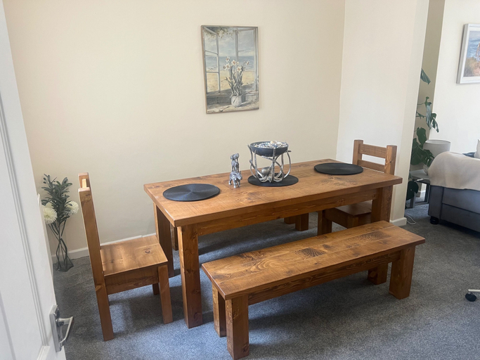 Others 5, Central Sutton on Sea 4-bed House, Sleeps 8, Lincolnshire