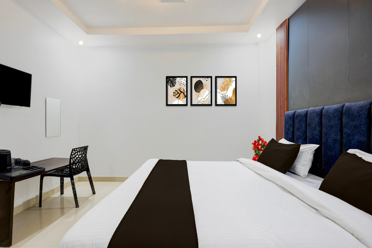 Others 4, Classic Townhouse Geeta Nagar Metro, Kanpur Nagar