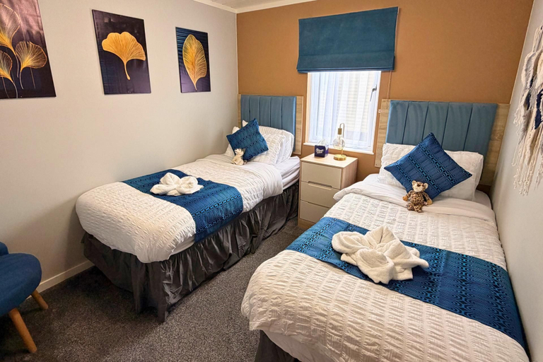 Bedroom 3, Sunset 19 - Southview Holiday Park Skegness, Lincolnshire