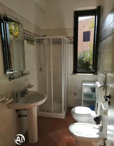 Bathroom, Casetta in Centro Paese a 2 Passi Dalla Piazza Matrice, Trapani