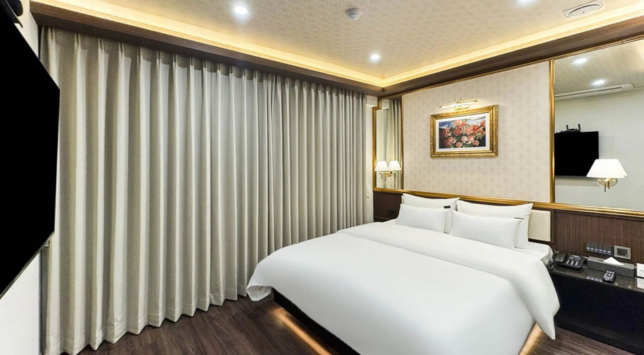 Others 2, HotelArena514, Dobong