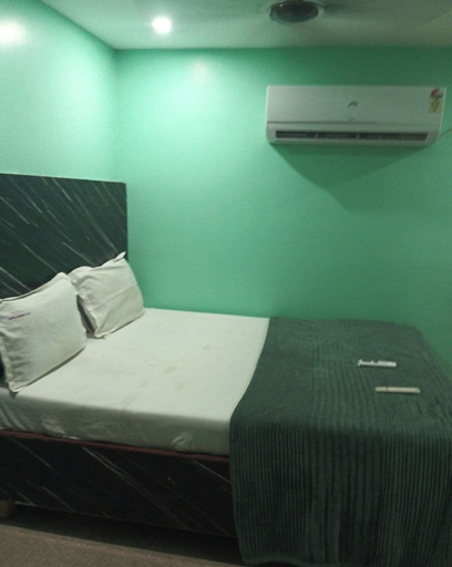 Others 2, Hotel mahadev grand, Krishna