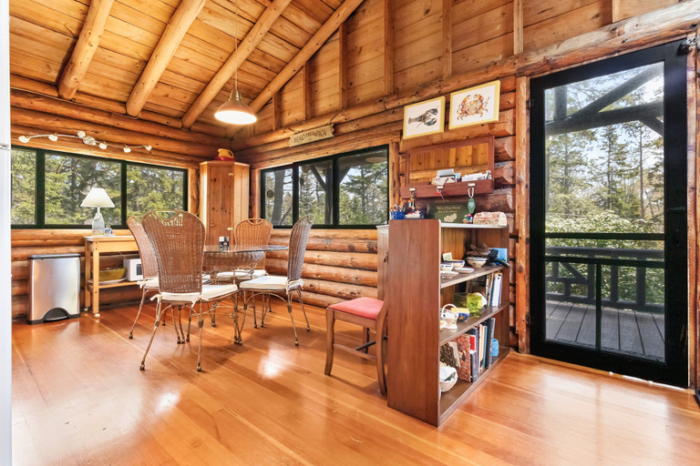 Others 4, Cozy Home With Serene Views, Wood-burning Fireplace & Wifi, Lincoln