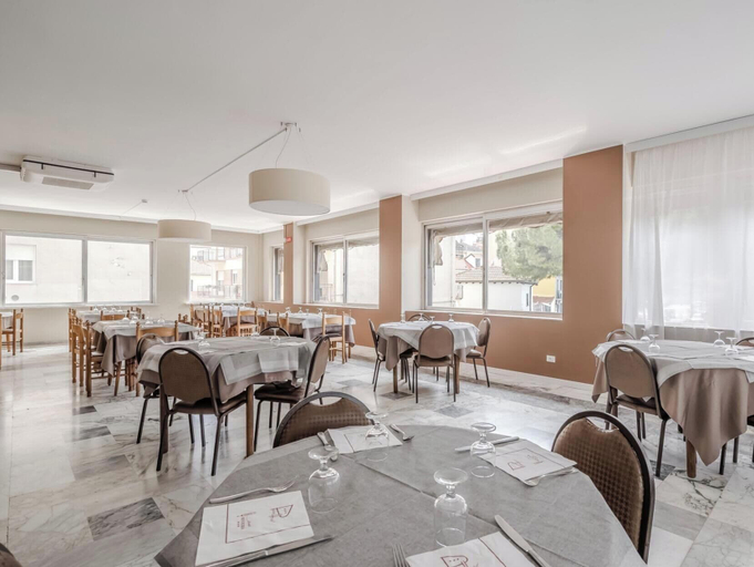Food & Drinks 5, Hotiday Celle Ligure, Savona