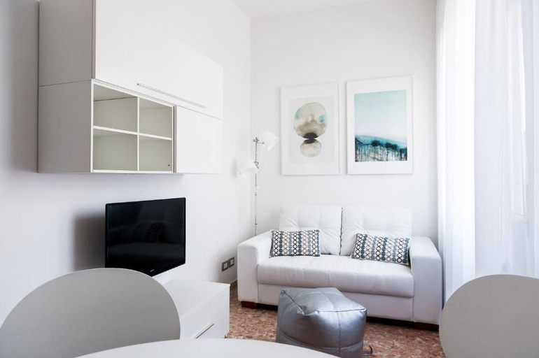 Others 3, Fly by Suites Pescara, Pescara