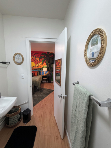 Bathroom 4, Central YMCA Residences, Honolulu