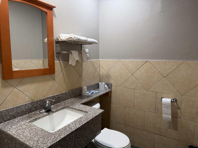 Others 3, Rodeway Inn & Suites, Pontotoc
