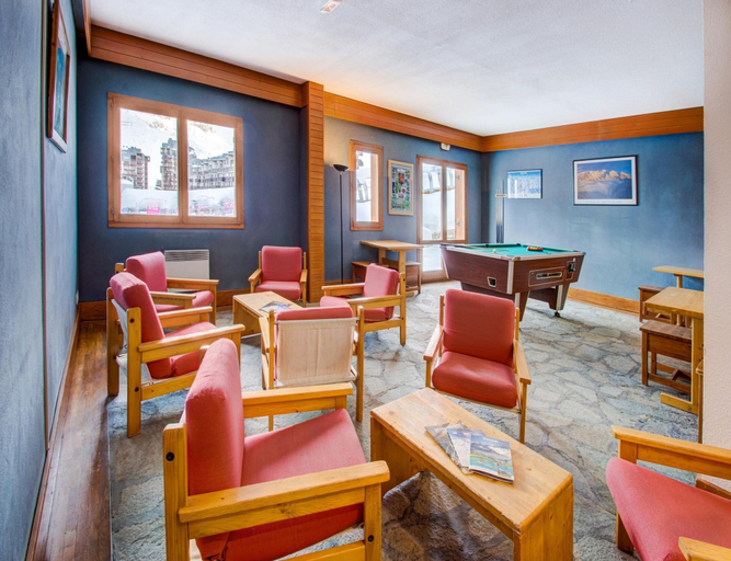 Others 2, High-altitude Stay for 5 With Nearby Lifts, Savoie