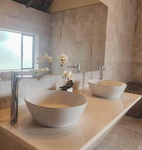Bathroom 5, Keleo Safari Lodge, Waterberg