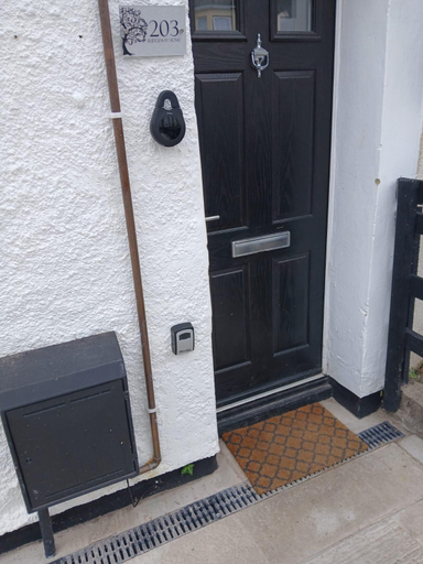 Others 3, Ridgeways Premium House, Bristol