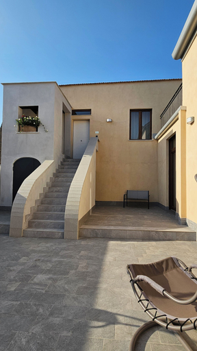 Others 5, Palazzo Carafa residence, Napoli