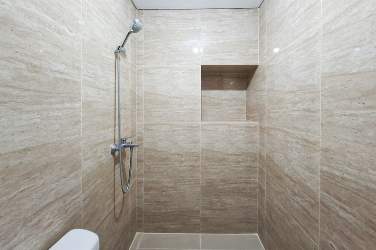 Others 4, Warm And Restful Studio Room At Apartment Transpark Bintaro, South Tangerang
