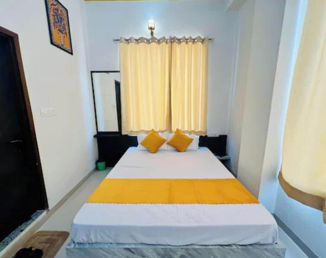Others 3, Hotel Aditya Raj, Sikar