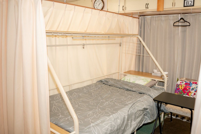 Bedroom 4, guest house aroma - Hostel, Ureshino