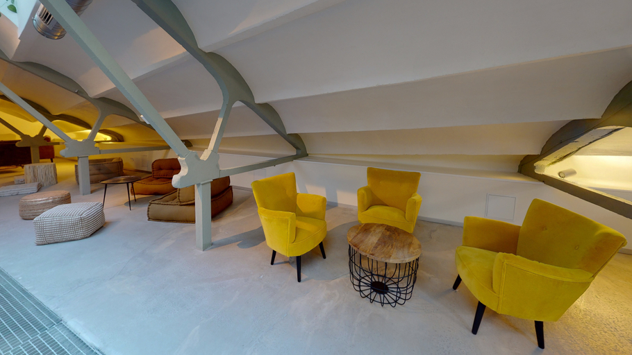 Public Area 3, Ola Living Hostal Tetuan, Madrid