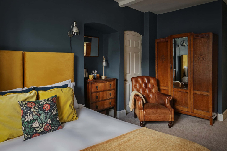 Bedroom 2, The Oakhill Inn, Somerset