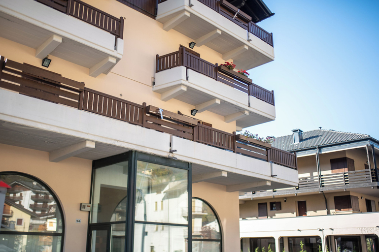 Others 4, Appartamento Via Roma by Ca-sa Check, Sondrio