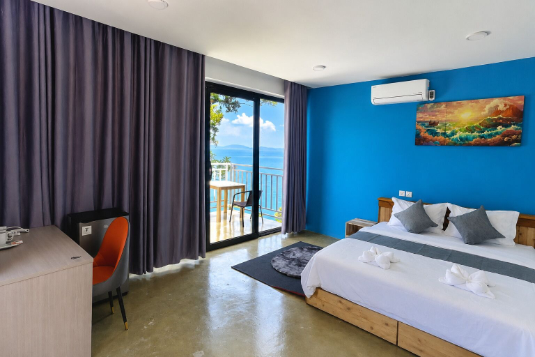 Others 3, The Cliff Bungalow, Sihanoukville