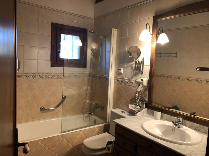 Bathroom 4, Hotel Rural Son Manera, Baleares