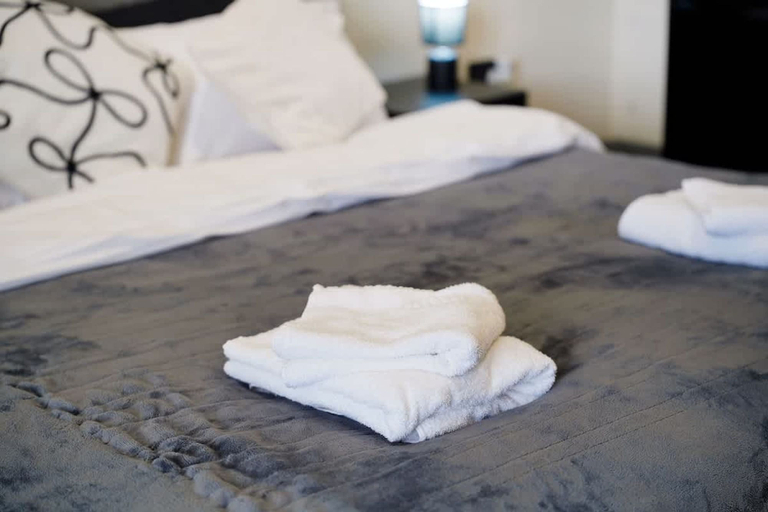 Others 4, Modern City Apartment Sleeps 4 by Stay With Us, Bolton
