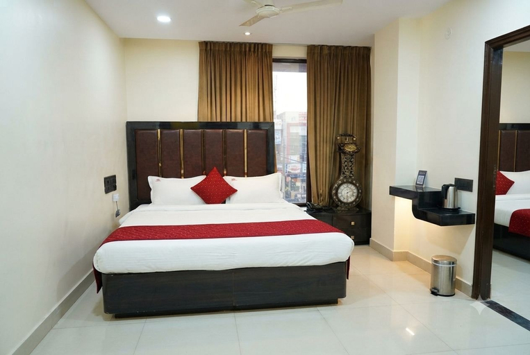 Others 4, HOTEL VICTORIA 14, Anantapur