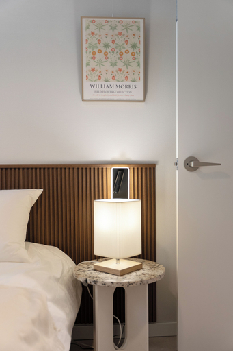Bedroom 3, Seoul Pause, Mapo