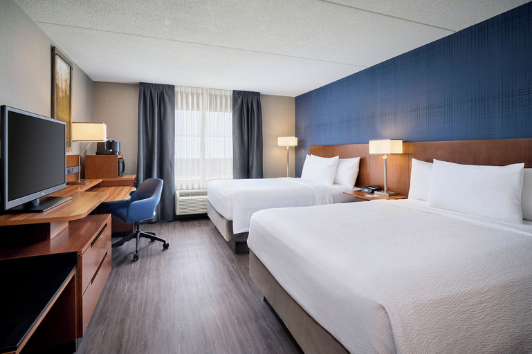 Bedroom 4, Fairfield Inn & Suites by Marriott Guelph, Wellington